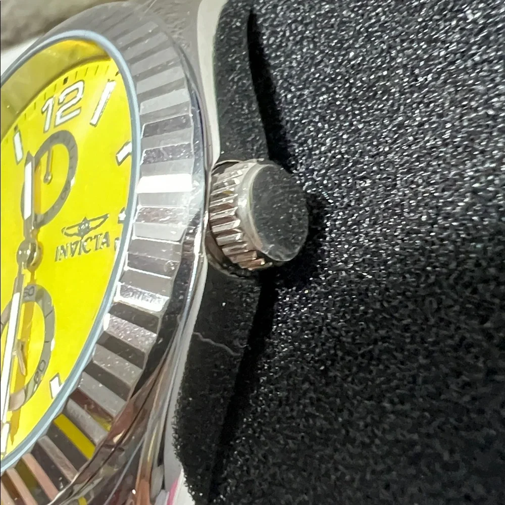 Invicta Specialty Men’s Watch 43mm Stainless Steel yellow Quartz‎ Model 49528